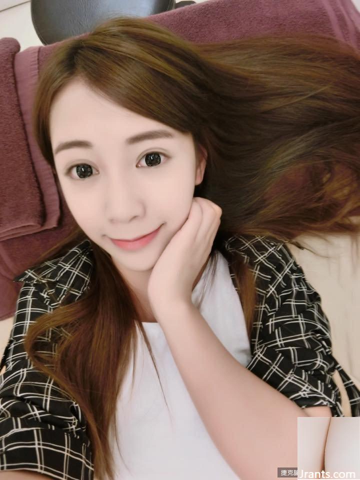 Nữ thần ngực đẹp thế hệ mới “Cô gái kẹo sữa Đài Trung” bĩu môi nóng bỏng, ai chịu nổi! (107P) - Ảnh 57