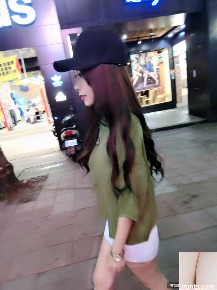 Nữ thần ngực đẹp thế hệ mới “Cô gái kẹo sữa Đài Trung” bĩu môi nóng bỏng, ai chịu nổi! (107P) - Ảnh 76