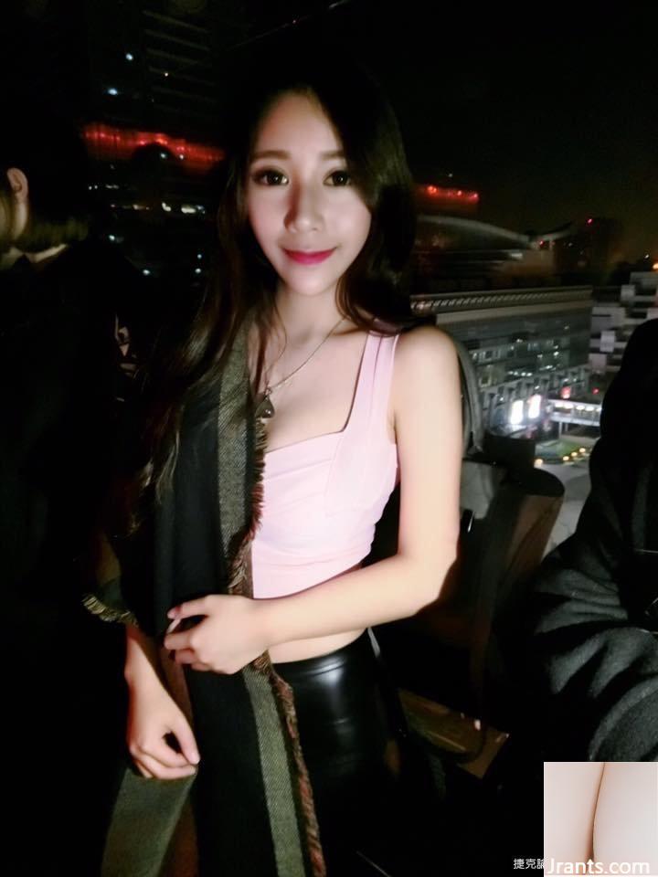 Nữ thần ngực đẹp thế hệ mới “Cô gái kẹo sữa Đài Trung” bĩu môi nóng bỏng, ai chịu nổi! (107P) - Ảnh 98