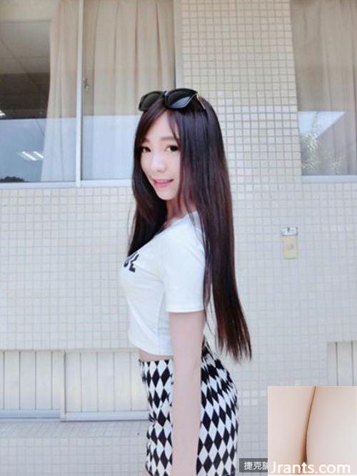 Cô gái E-cup Zhang Zhumei chụp ảnh selfie ngực khủng và vô tình làm mất dây vest (21P) - Ảnh 18