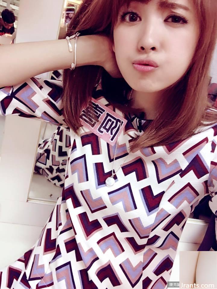 Ra mắt ngực khủng siêu chân thành ~ Axi ~ (30P) - Ảnh 16