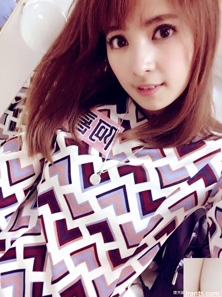 Ra mắt ngực khủng siêu chân thành ~ Axi ~ (30P) - Ảnh 8