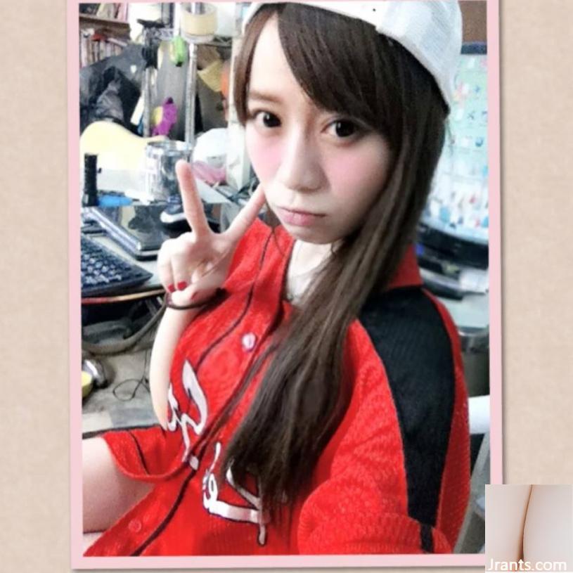 Hot girl 34D ~ Zhang Yuxin ~ Ngực trên MRT, cửa giữa hơi hé mở, mặt trước thấp thoáng (30P) - Ảnh 30