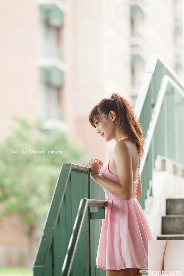 Người yêu gợi cảm 34D ~ Chen Wei ~ selfie bộ ngực căng tròn trong bộ bikini màu xanh (37P) - Ảnh 12