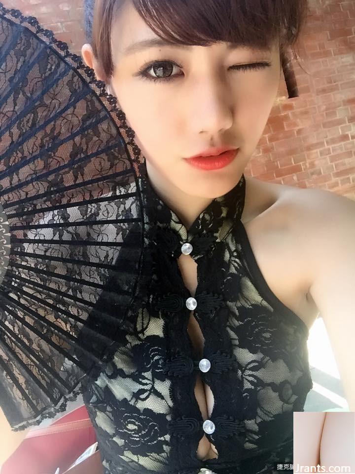 Người yêu gợi cảm 34D ~ Chen Wei ~ selfie bộ ngực căng tròn trong bộ bikini màu xanh (37P) - Ảnh 19