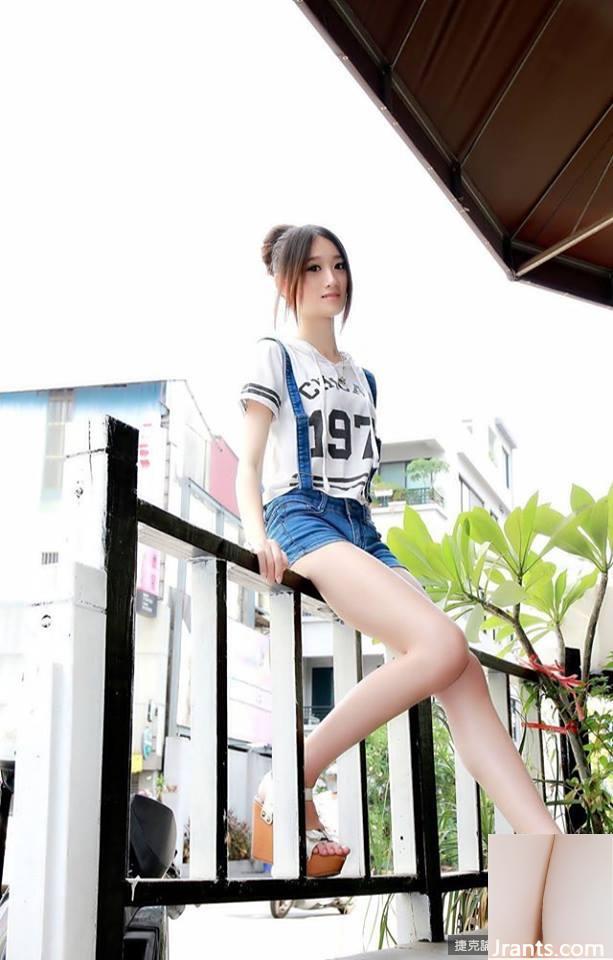 Xiaoxue (Lv Xueyun)~ Đôi chân trắng nõn gợi cảm, thon thả và nguy hiểm, ánh xuân thật quyến rũ (29P) - Ảnh 3