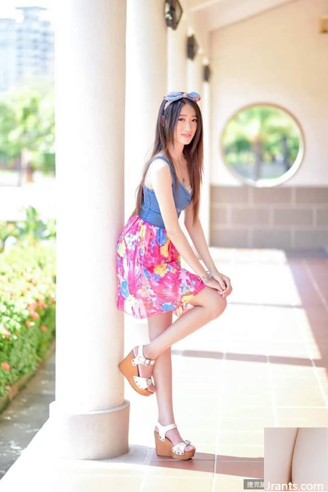 Xiaoxue (Lv Xueyun)~ Đôi chân trắng nõn gợi cảm, thon thả và nguy hiểm, ánh xuân thật quyến rũ (29P) - Ảnh 5