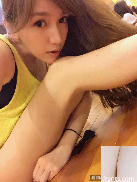 Cô gái xinh đẹp đến từ mương sâu có bộ ngực to và đẹp (54P) - Ảnh 10