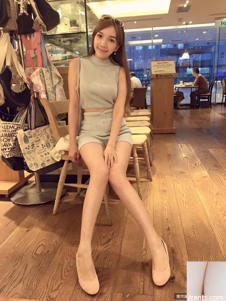 Cô gái xinh đẹp đến từ mương sâu có bộ ngực to và đẹp (54P) - Ảnh 42