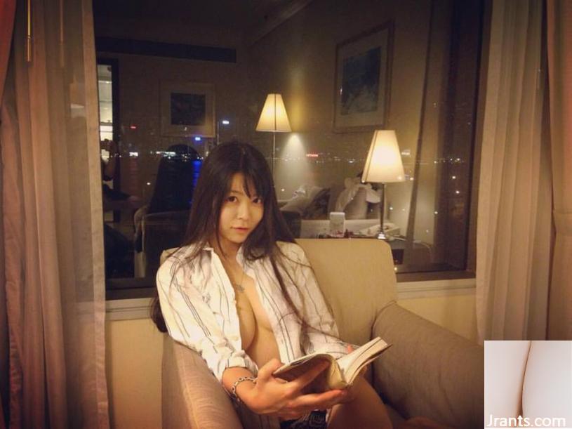 Cô gái H-cup tự nhận là người thích phô trương ~ Yury Shibuya ~ đang chơi bass nửa chừng thì bất ngờ đưa tay vào ngực Qiao (38P) - Ảnh 21