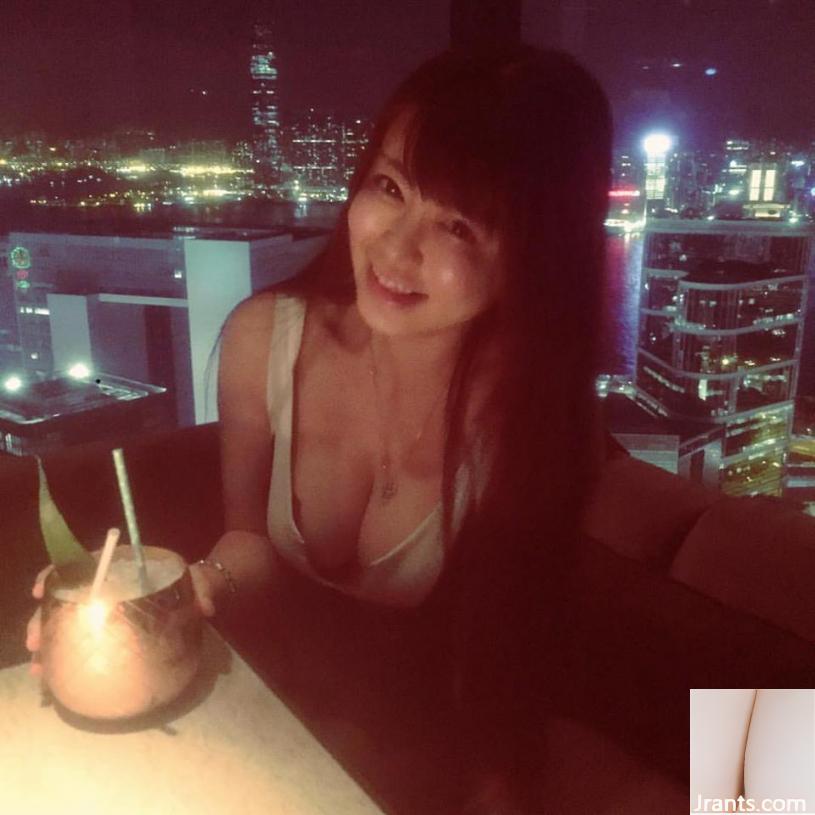 Cô gái H-cup tự nhận là người thích phô trương ~ Yury Shibuya ~ đang chơi bass nửa chừng thì bất ngờ đưa tay vào ngực Qiao (38P) - Ảnh 33