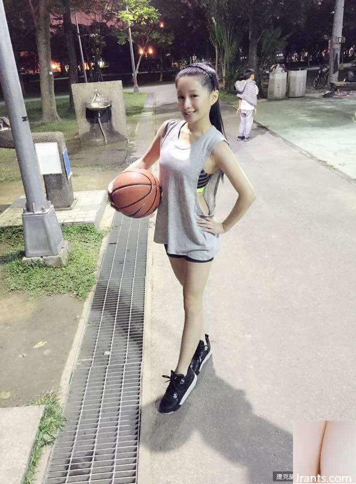 Cô gái 31E hung dữ thích không trang điểm ~ Li Zhenni (Nini Nini) ~ Cách trở thành người đồng tính là khoe với người hâm mộ ở Nam bán cầu (21P) - Ảnh 2