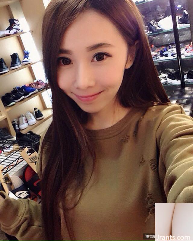 Cô chủ cửa hàng giày xinh đẹp có đôi mắt điện quyến rũ ~ Liao Ting ~ ngọt ngào ăn đậu đá và chụp ảnh trước ống kính, hiếm khi khoe vẻ gợi cảm của mình (60P - Ảnh 13