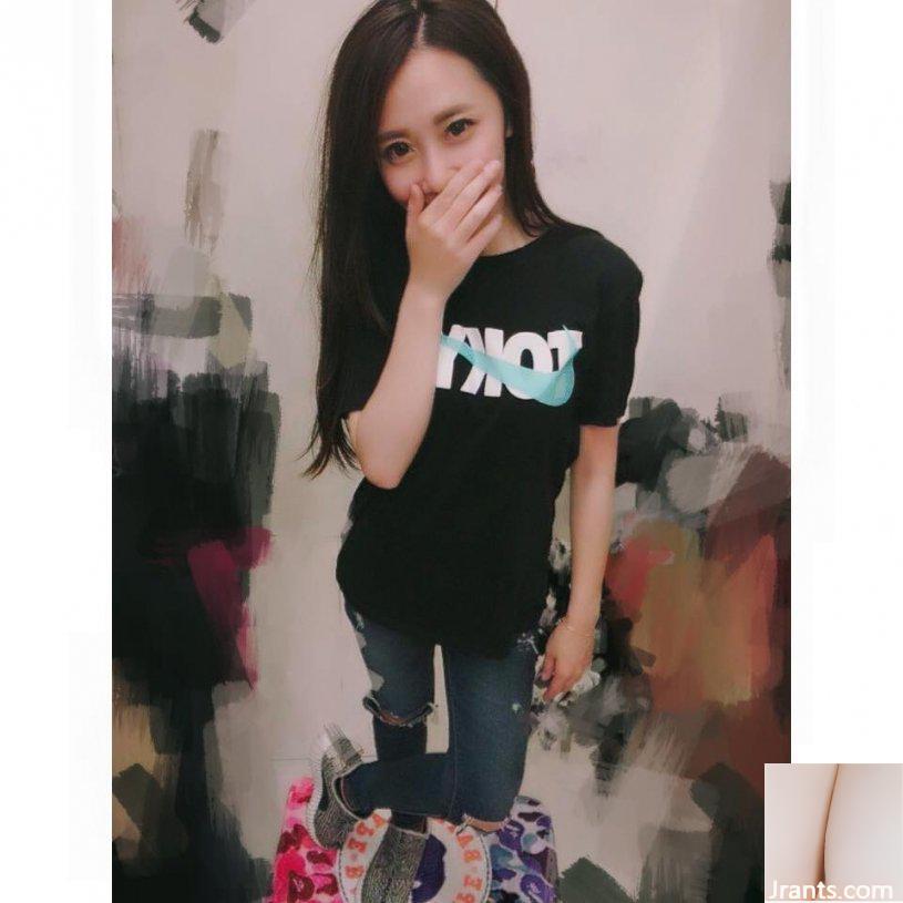 Cô chủ cửa hàng giày xinh đẹp có đôi mắt điện quyến rũ ~ Liao Ting ~ ngọt ngào ăn đậu đá và chụp ảnh trước ống kính, hiếm khi khoe vẻ gợi cảm của mình (60P - Ảnh 24