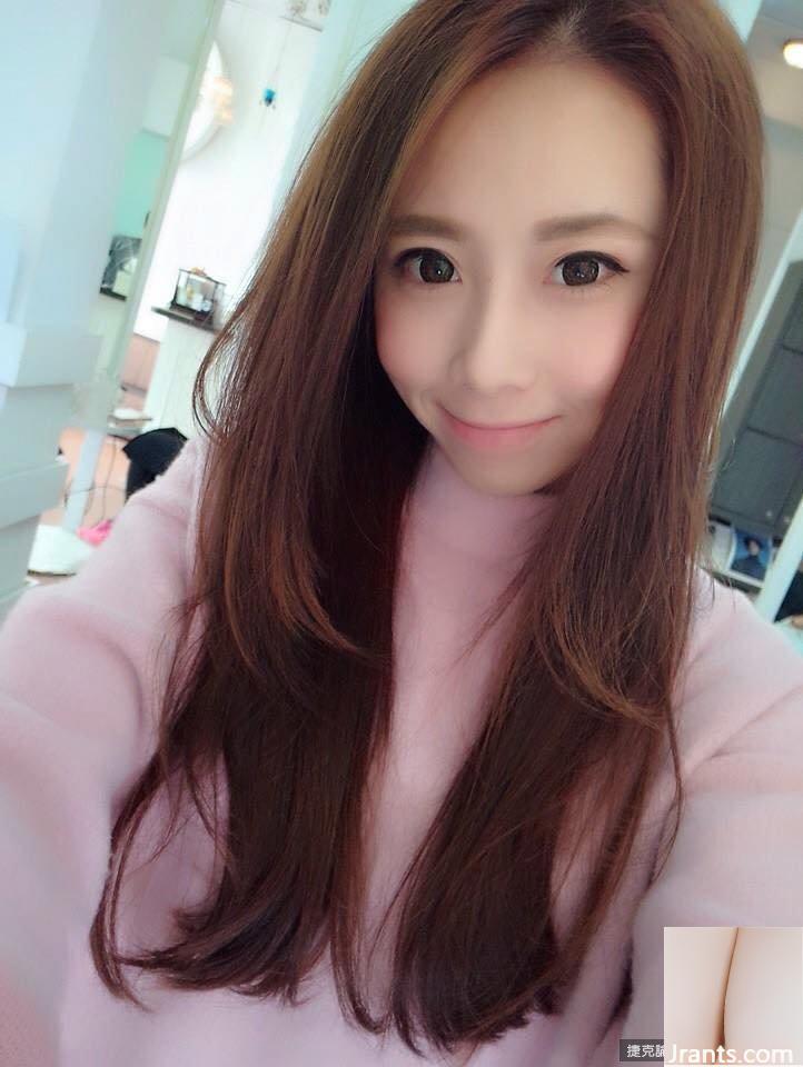 Cô chủ cửa hàng giày xinh đẹp có đôi mắt điện quyến rũ ~ Liao Ting ~ ngọt ngào ăn đậu đá và chụp ảnh trước ống kính, hiếm khi khoe vẻ gợi cảm của mình (60P - Ảnh 53