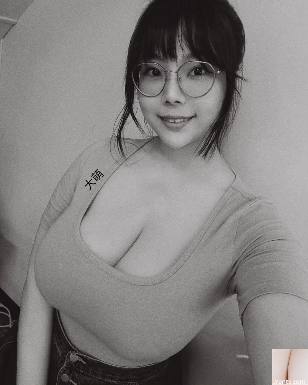 Cô gái ngây thơ “Lin Dameng” có bộ ngực khủng hoàn hảo (17P) - Ảnh 11