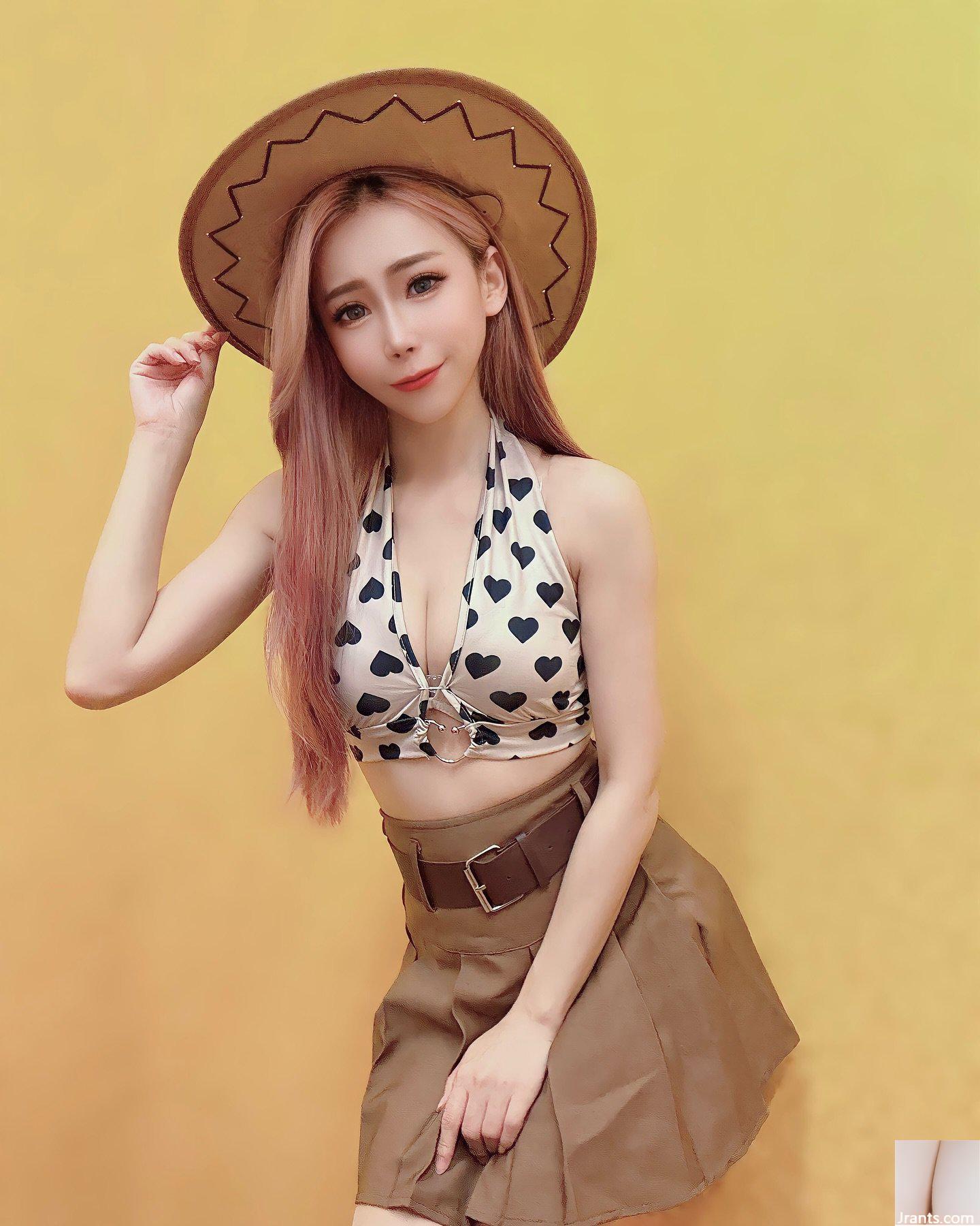 Thân hình gợi cảm “Pi Bao”, vũ công có làn da trắng và đôi chân đẹp khiến khán giả thích thú với hình thể gợi cảm (11P) - Ảnh 2