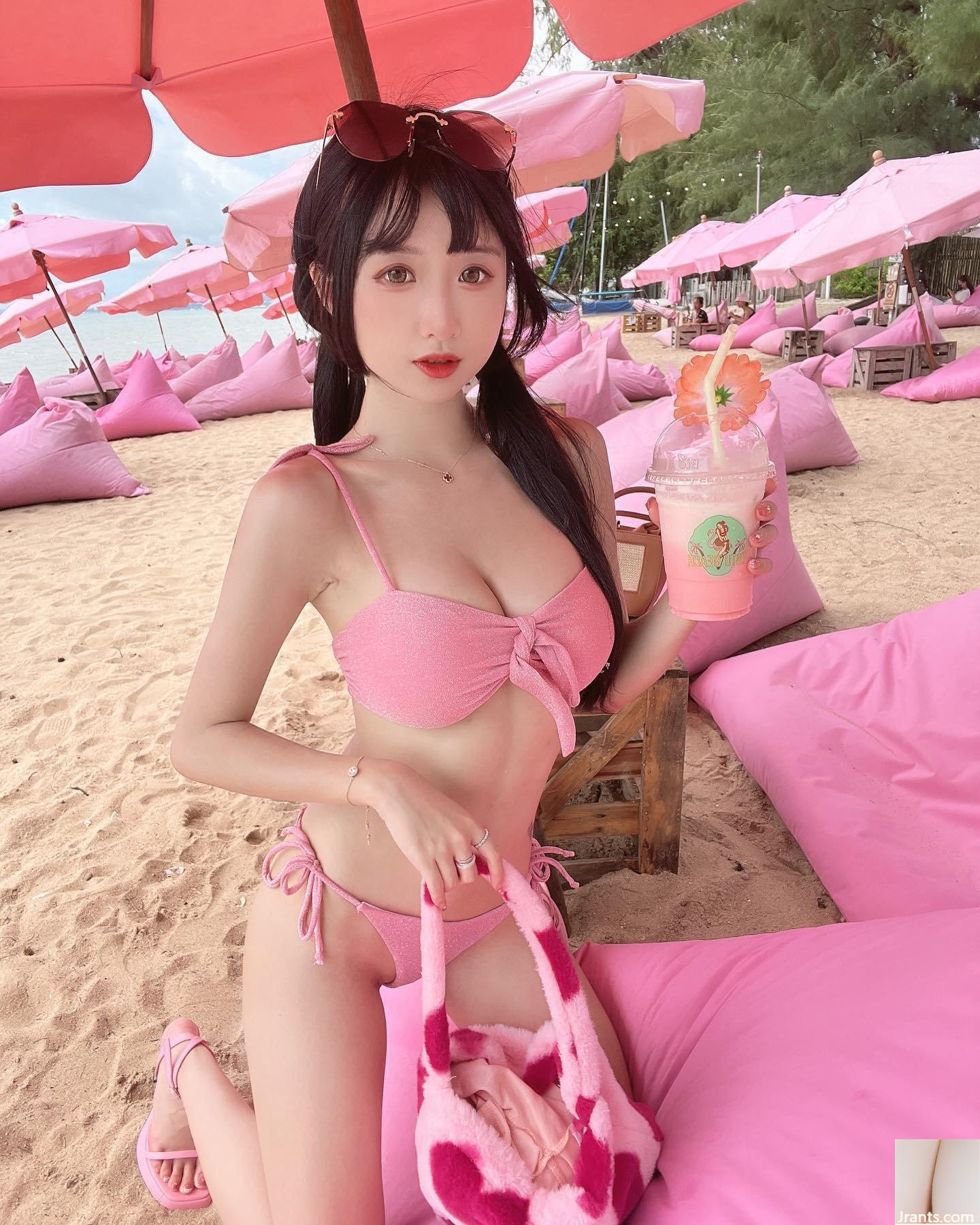 Vũ công gợi cảm “Anai Sinni” siêu dễ thương với vòng bụng trắng trẻo (17P) - Ảnh 2