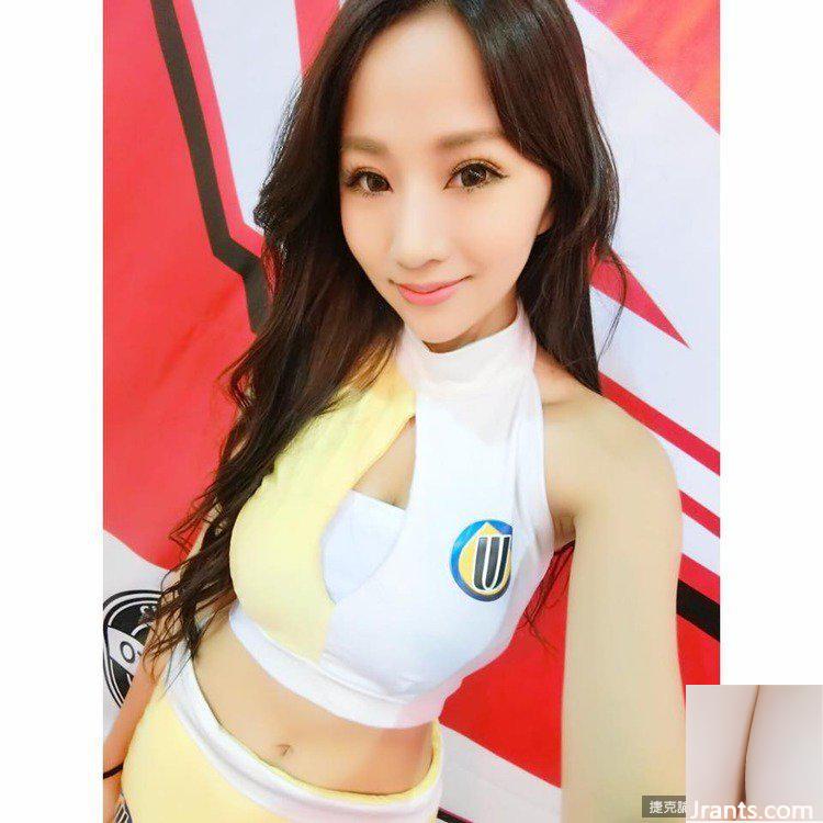 Cô em gái ngọt ngào gợi cảm Madou~Amber~ khoe ngực tại triển lãm (65P) - Ảnh 10