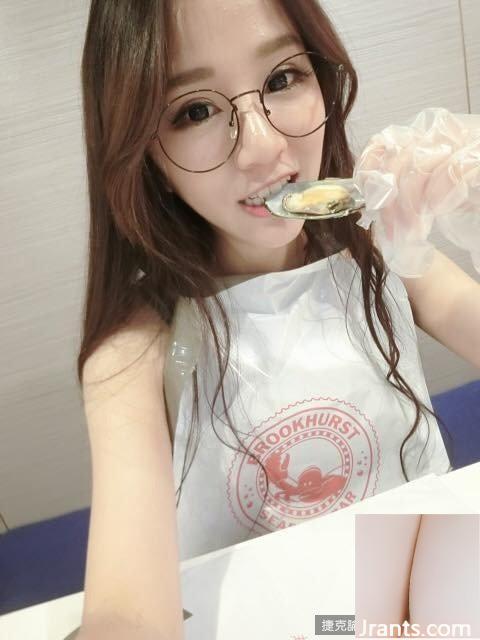 Cô em gái ngọt ngào gợi cảm Madou~Amber~ khoe ngực tại triển lãm (65P) - Ảnh 18