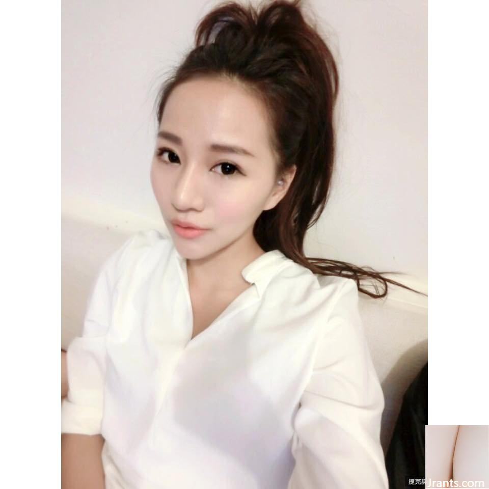 Cô em gái ngọt ngào gợi cảm Madou~Amber~ khoe ngực tại triển lãm (65P) - Ảnh 50