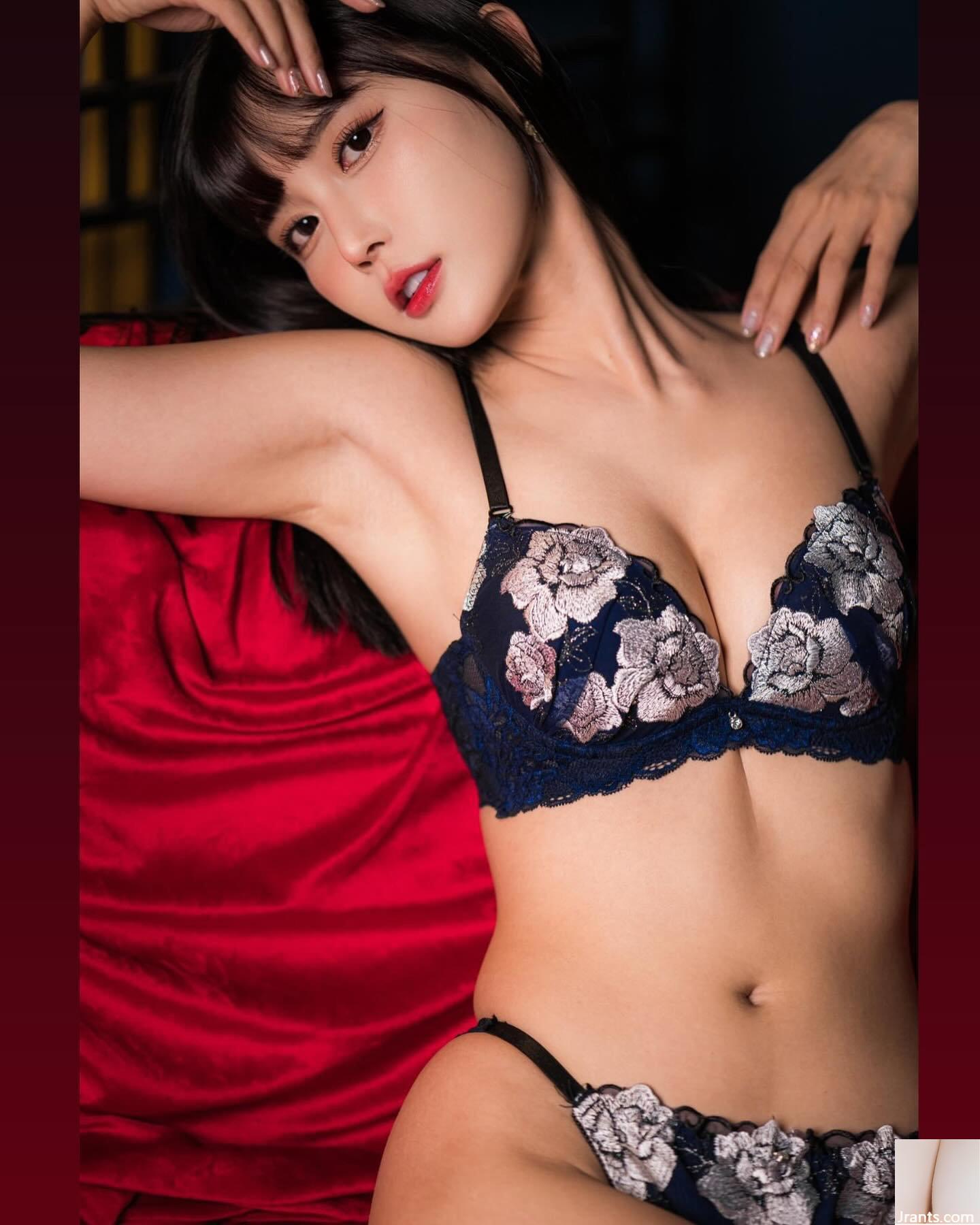 Người đẹp dịu dàng “Xu Lingling” có cặp mông nóng bỏng và bộ ngực trắng ngần nóng bỏng (15P) - Ảnh 5