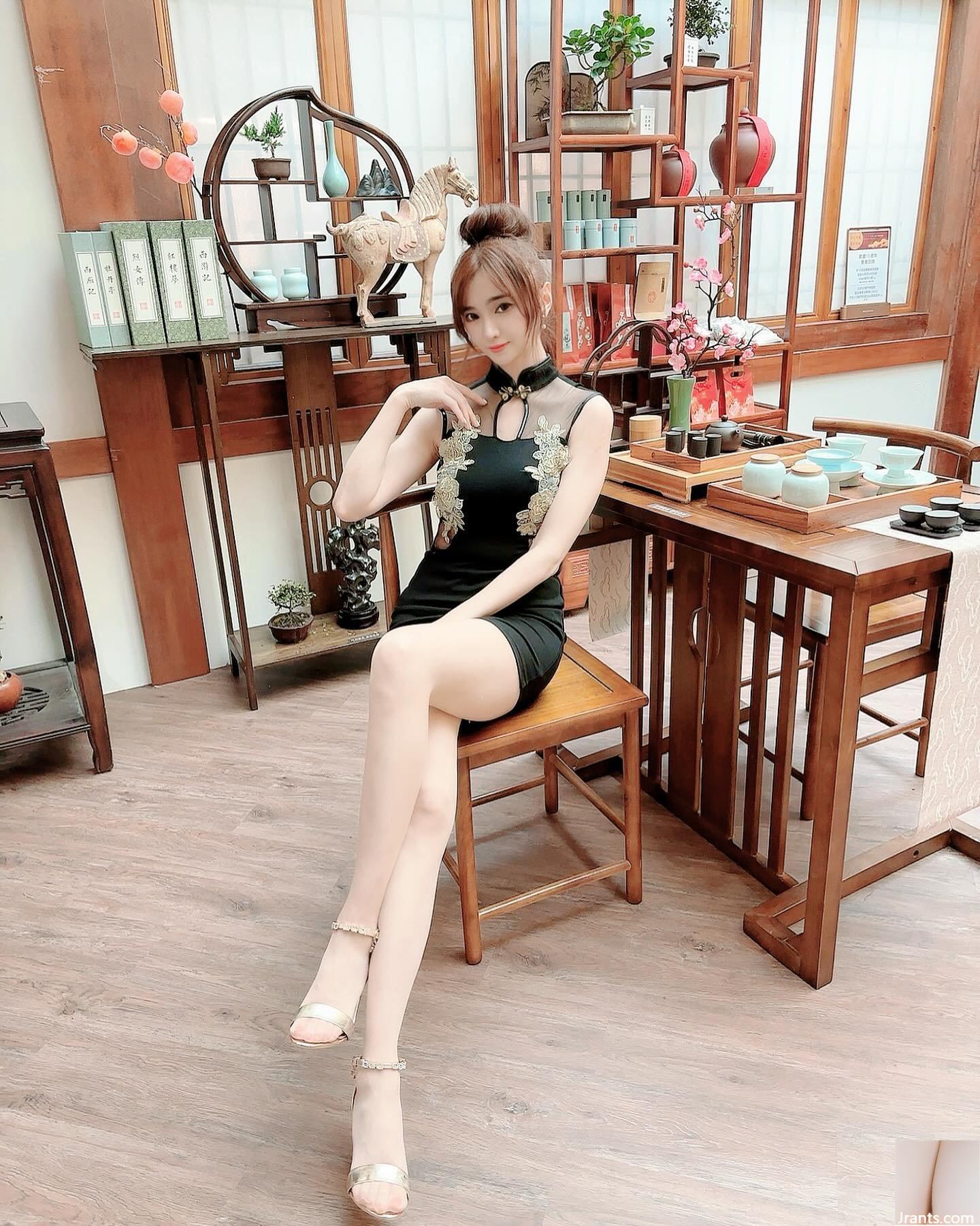 Nữ thần otaku “Artemis” sở hữu gương mặt xinh đẹp như thiên thần, làn da trắng ngần và đôi chân đẹp (18P) - Ảnh 14