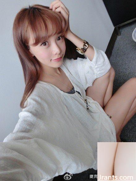 Người mẫu nhỏ nhắn với khí chất tươi tắn ~ Huang Yilin A (62P) - Ảnh 39