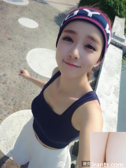 Người mẫu nhỏ nhắn với khí chất tươi tắn ~ Huang Yilin B (81P) - Ảnh 54