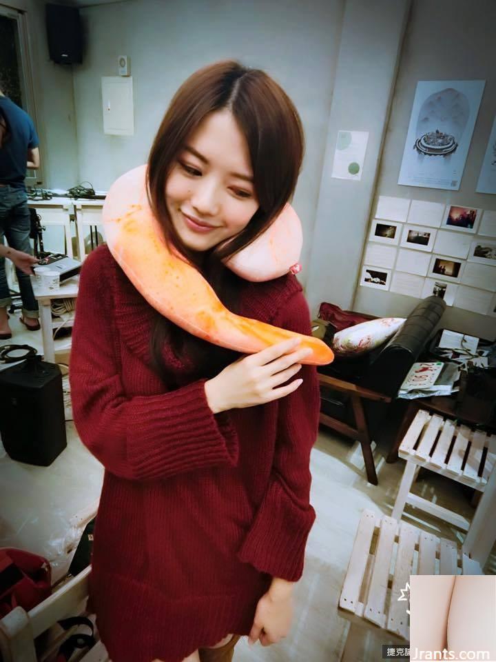 Nữ tiếp viên xinh đẹp của China Airlines ~Zoe Wang~ trông thật bắt mắt trong bộ bikini với những đường cong thon thả (49P) - Ảnh 39