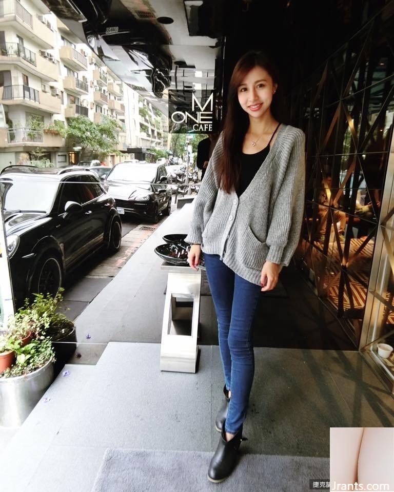 Nữ tiếp viên của Tiger Airways với đôi chân trắng ngần và khuôn mặt ngọt ngào ~ Rita Kao(Gao Yuwen)~ (53P) - Ảnh 35