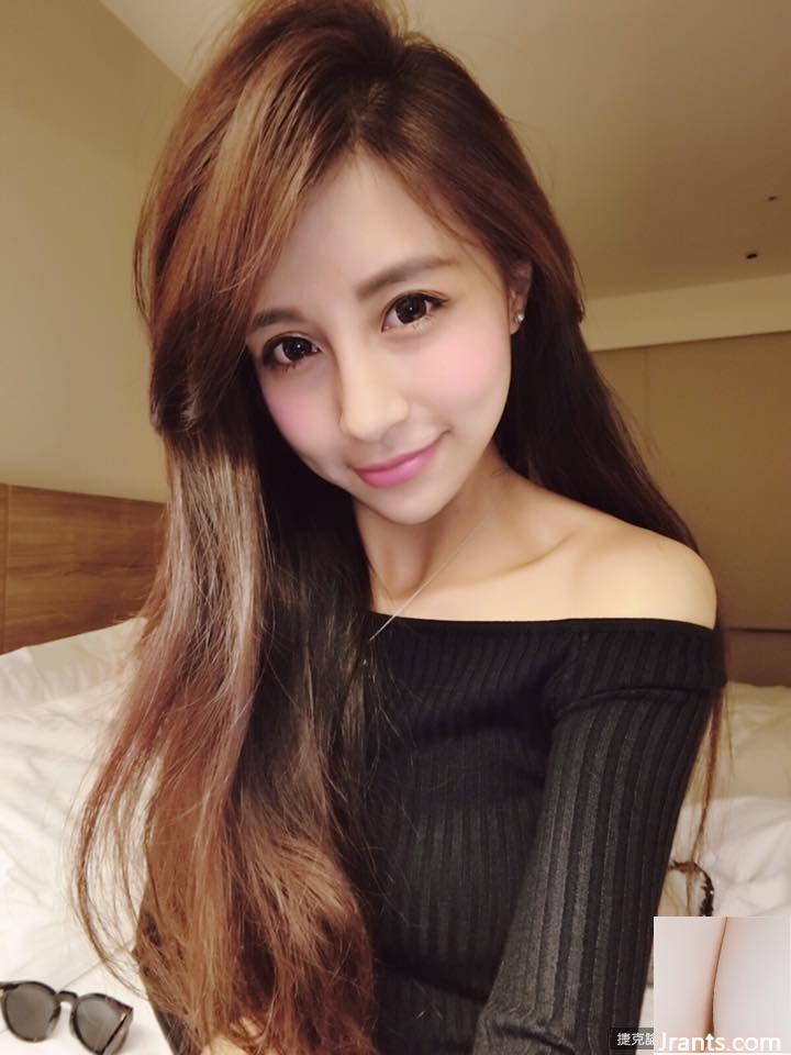 Nữ tiếp viên của Tiger Airways với đôi chân trắng ngần và khuôn mặt ngọt ngào ~ Rita Kao(Gao Yuwen)~ (53P) - Ảnh 38