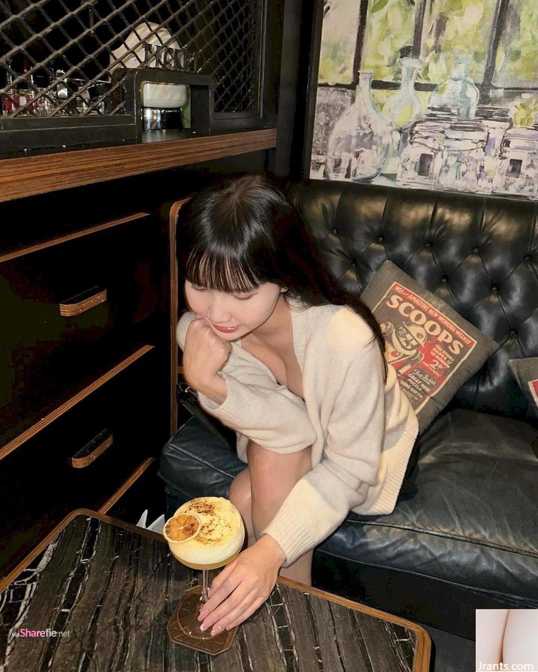 Zoe Yeung, cô gái xinh đẹp đến từ Hong Kong, có khuôn mặt ngọt ngào, dễ thương và dáng người dữ tợn - Ảnh 11