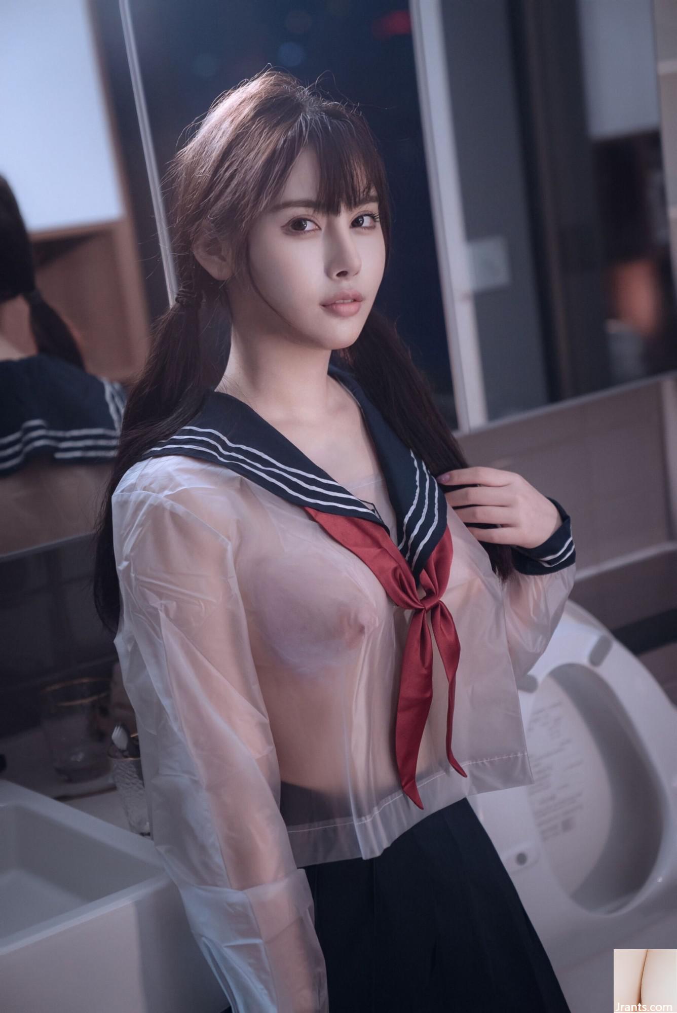 Nữ sinh ngây thơ xăm hình khiêu dâm để cho bạn thấy thế nào là nhục dục (11P) - Ảnh 2