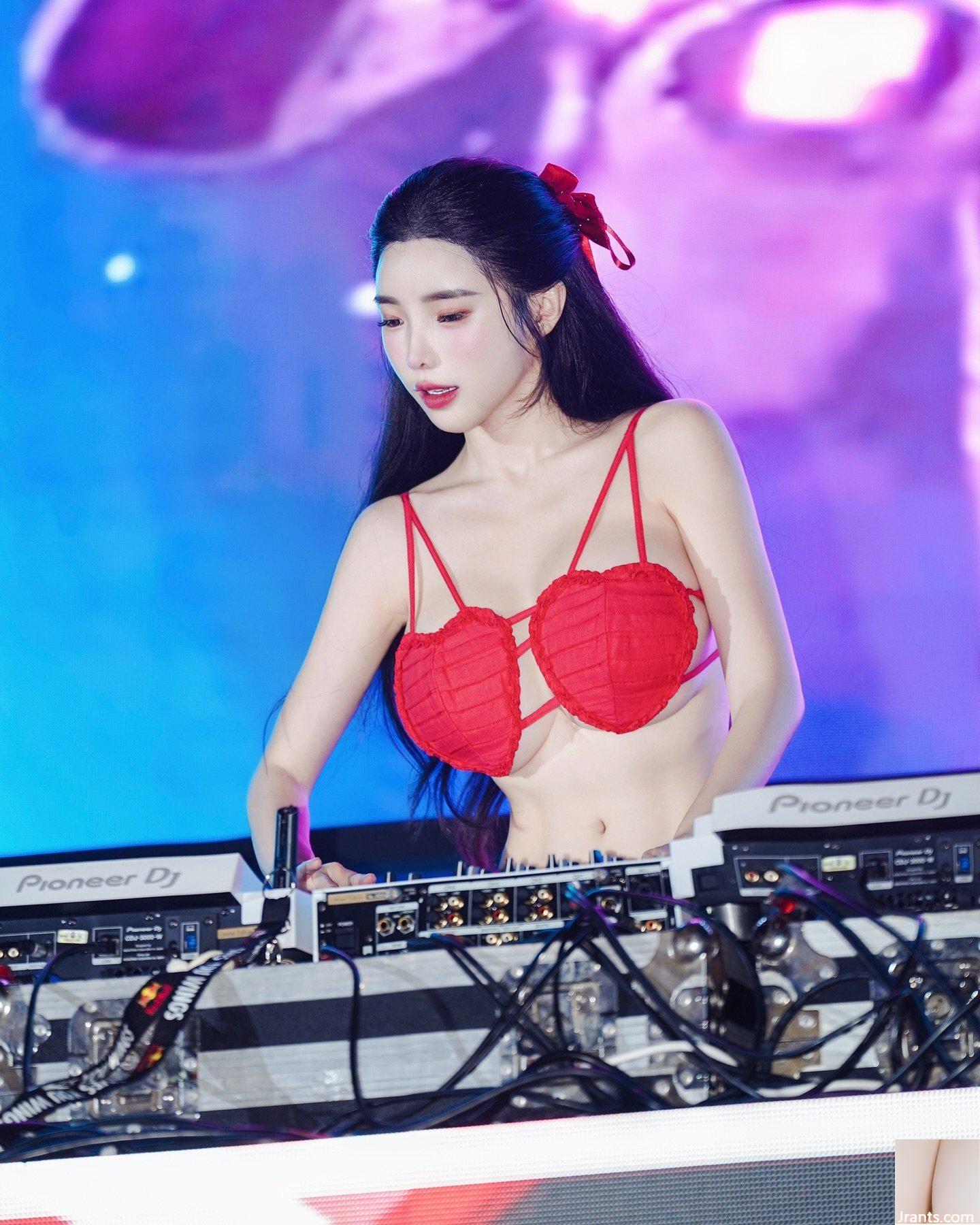 Bộ ngực đẹp bắt mắt “Lan Xinglei”, vẻ đẹp hàng đầu đường cong DJ S siêu dễ lây lan (14P) - Ảnh 11