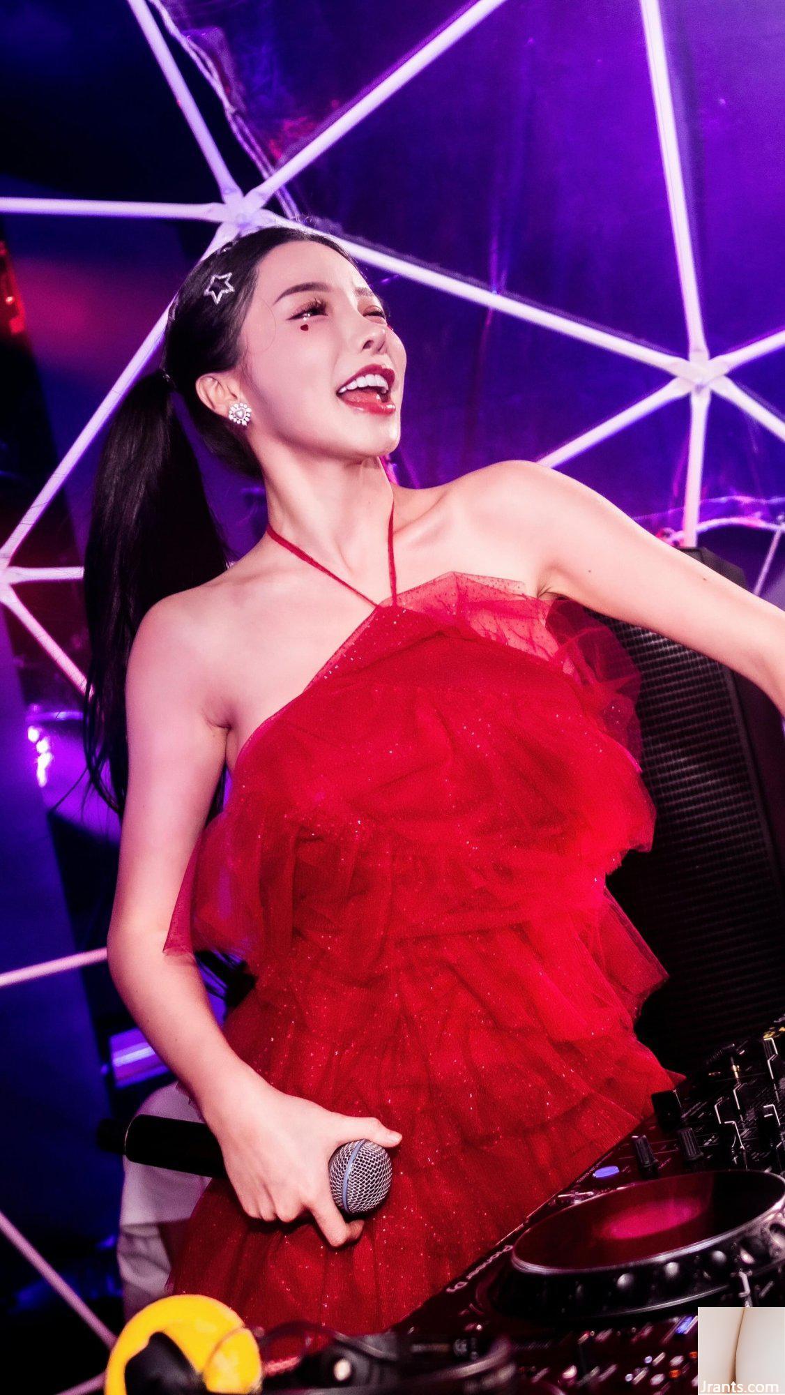 Bộ ngực đẹp bắt mắt “Lan Xinglei”, vẻ đẹp hàng đầu đường cong DJ S siêu dễ lây lan (14P) - Ảnh 2