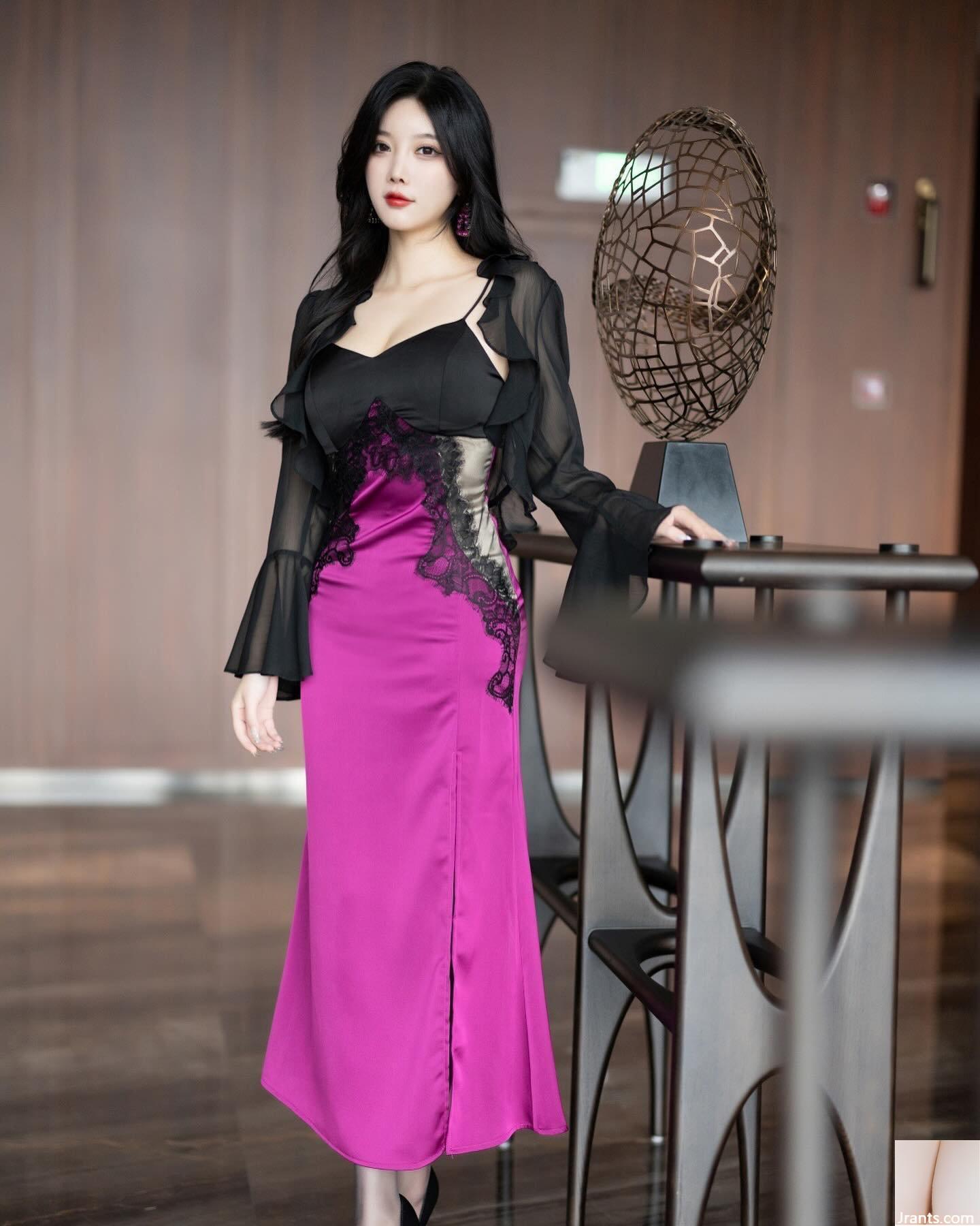 Thân hình trắng trẻo và nụ cười đặc trưng của “Yang Cheng Cheng'er” thật ngọt ngào, đường cong đầy đặn và sâu (16P) - Ảnh 2