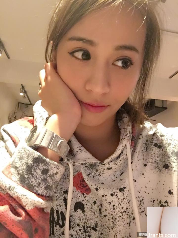 Người đẹp lai Đài Loan và Thái Lan ~ Julie Xinyi ~ tham gia cùng Uni Girls và chụp những bức ảnh đẹp dưới nắng trong bộ bikini (28P) - Ảnh 20