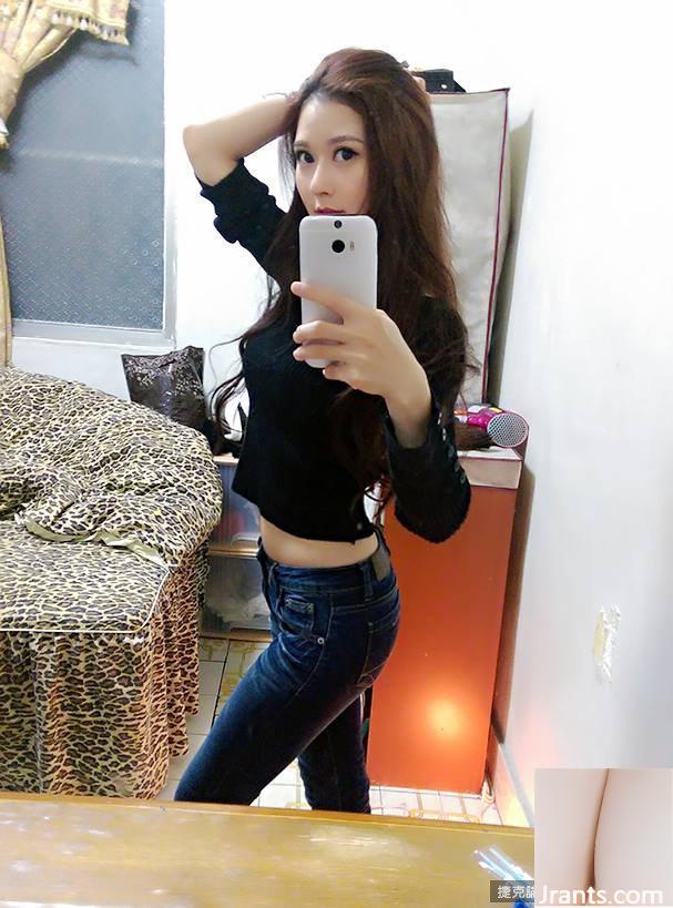 Ngực 32D, ngực và chân đẹp Tiancai ~ Xu Huiling ~ Ảnh selfie cắt thấp trên xe với đường sự nghiệp dài bắt mắt (50P+Facebook) (57P) - Ảnh 50