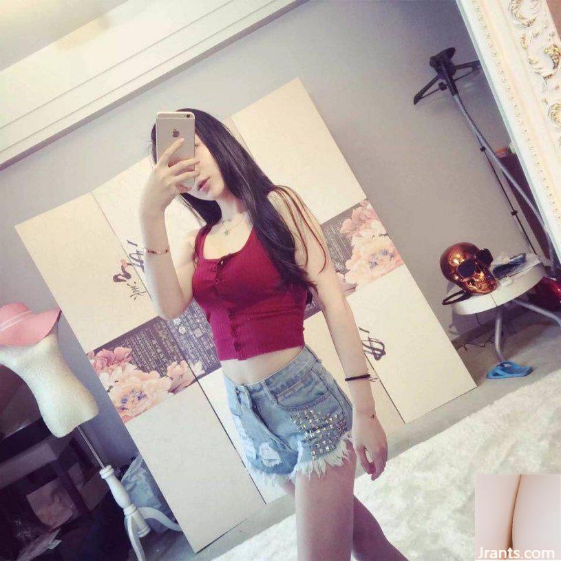 Bà chủ G-cup ~ Liu Liuning ~ selfie bikini đỏ nóng bỏng với vòng nâng tập trung và bộ ngực đẹp quá đầy đặn (69P) - Ảnh 43