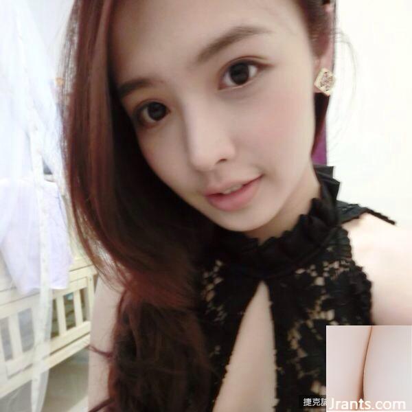 Cô gái xinh đẹp ~ Cô gái Lina thạch ~ Chụp ảnh tự sướng trong bộ bikini màu hồng, đôi chân trắng nõn xinh đẹp lộ đúng vị trí (16P)