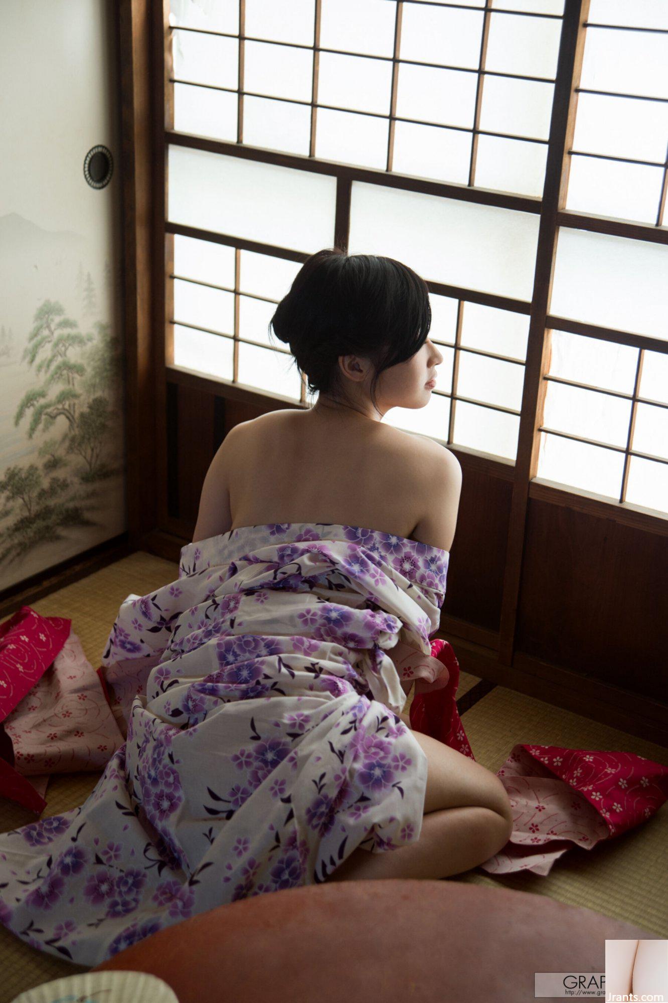 Imagasana (Graphis) “Hoa trà trắng” (2016-08-10) (142P) - Ảnh 13