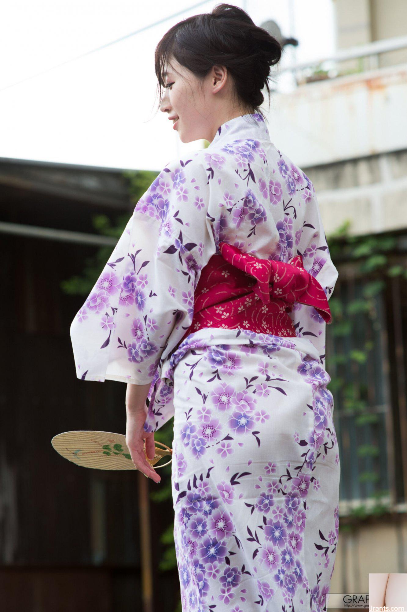 Imagasana (Graphis) “Hoa trà trắng” (2016-08-10) (142P) - Ảnh 3