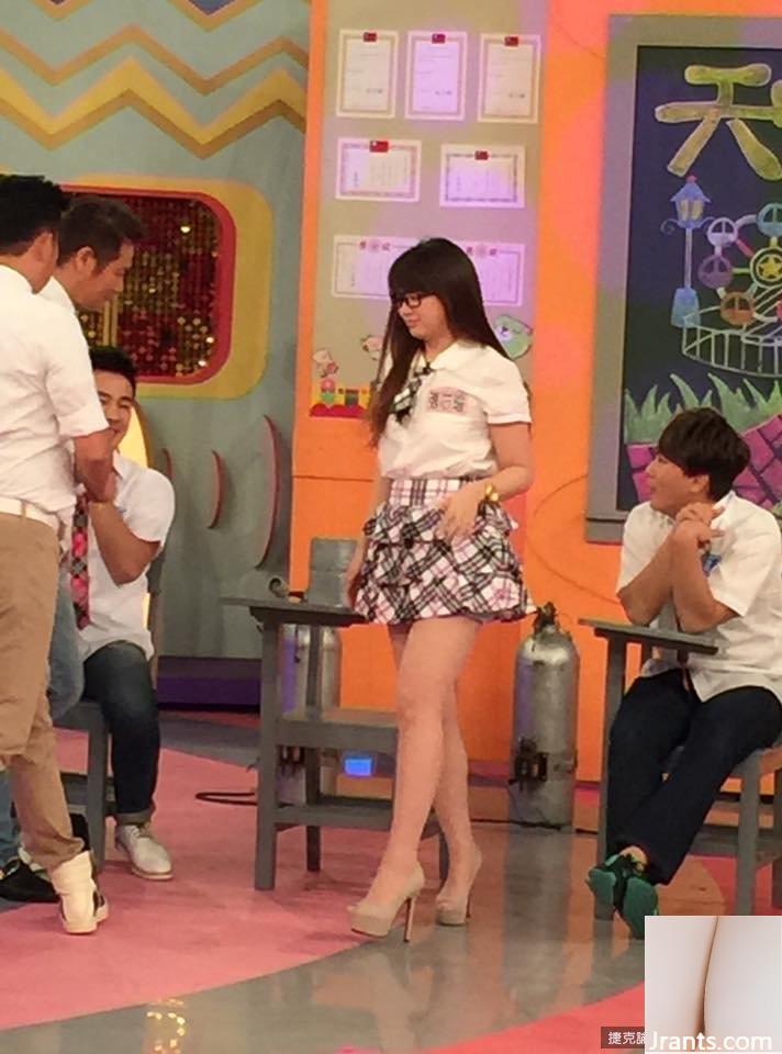 Vú E bung ra khỏi áo trắng! ~Xiao Xiaoyu~ Nam bán cầu vô tình lộ ra trong khe hở của nút (24P) - Ảnh 5