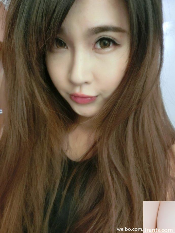 Với dáng người kiêu hãnh ~ Hu Qiqi A (51P) - Ảnh 30