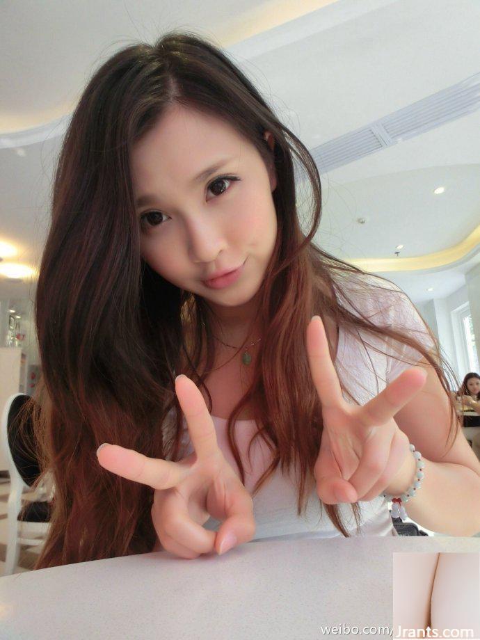 Với dáng người kiêu hãnh ~ Hu Qiqi B (48P) - Ảnh 13