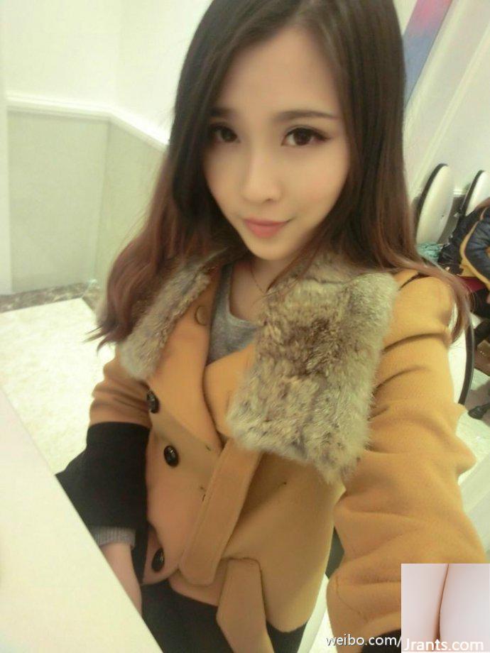 Với dáng người kiêu hãnh ~ Hu Qiqi B (48P) - Ảnh 24