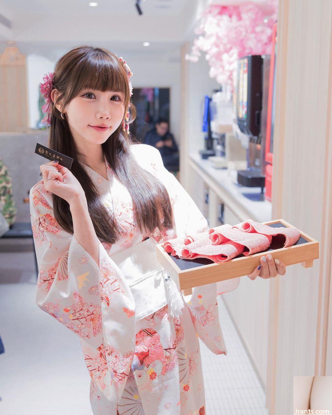 “Qiao Qiaoer QQE” vừa thuần khiết vừa gợi cảm. Hình dáng đôi bóng tròn, đầy đặn và nổi bật (10P) - Ảnh 2