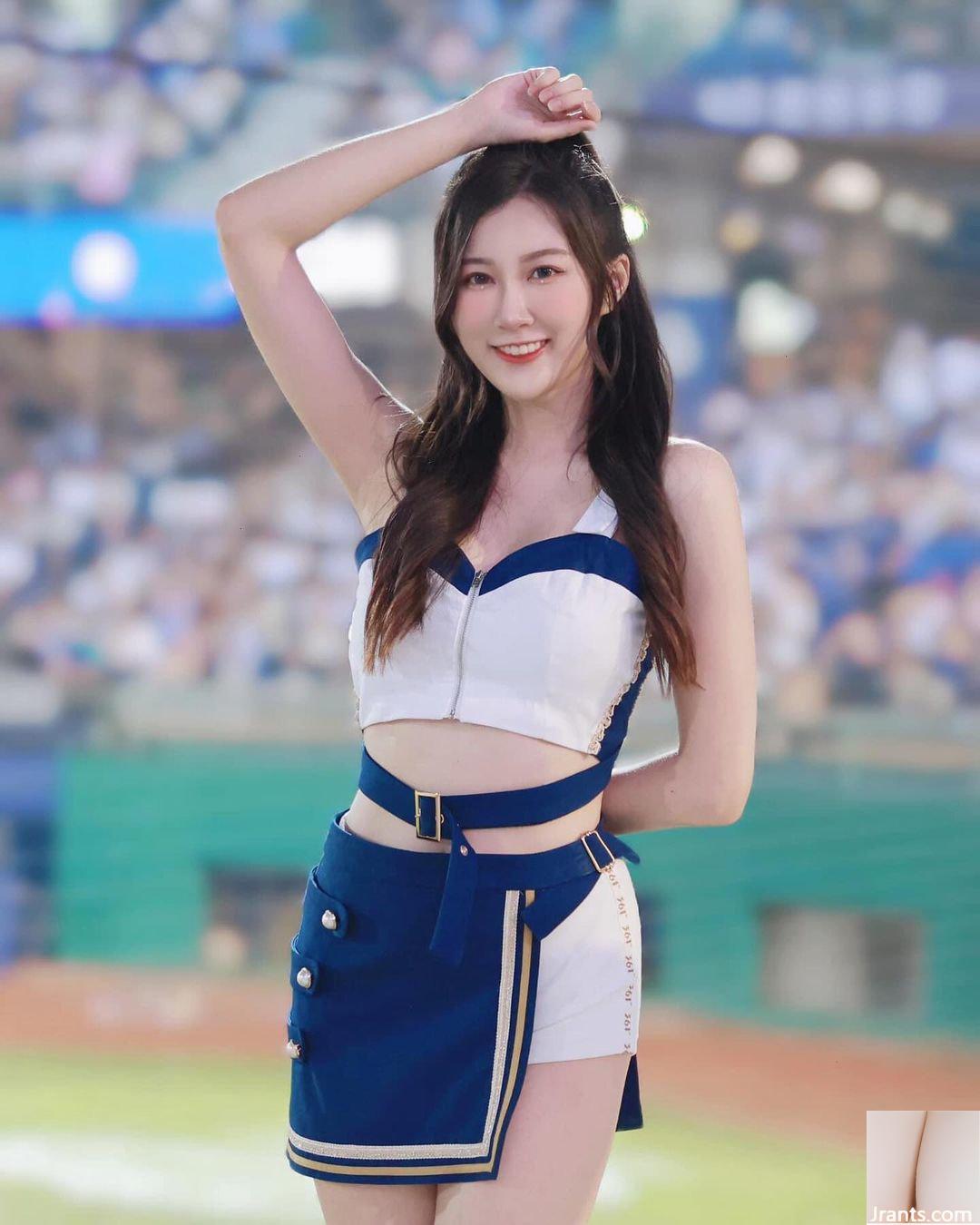 Người đẹp khí chất “Tiffany” có thân hình nóng bỏng, quyến rũ và siêu thú vị (10P) - Ảnh 4