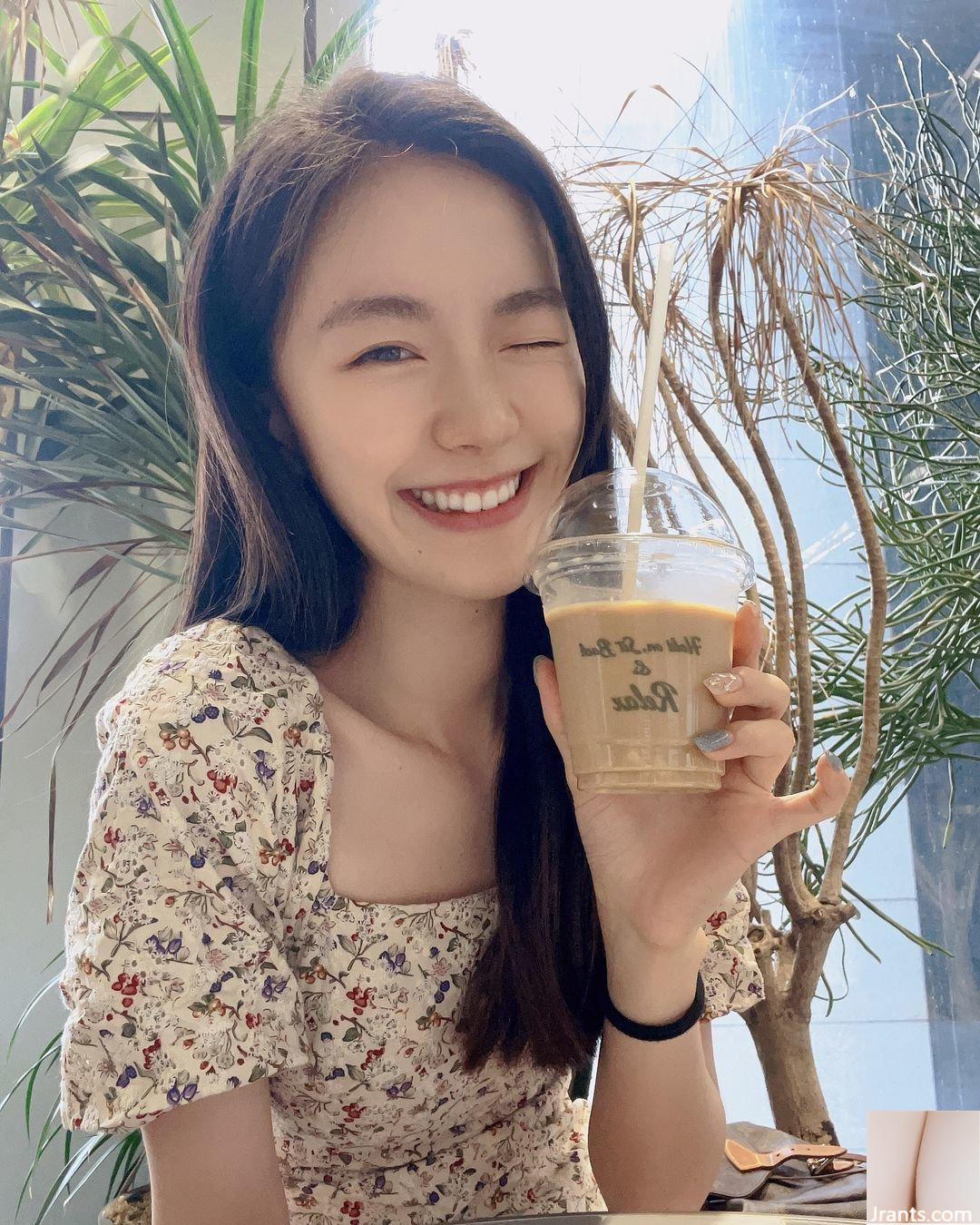 “Jiujiu” có khuôn mặt ngọt ngào và khí chất quyến rũ khiến người ta mê mẩn! (10P) - Ảnh 8